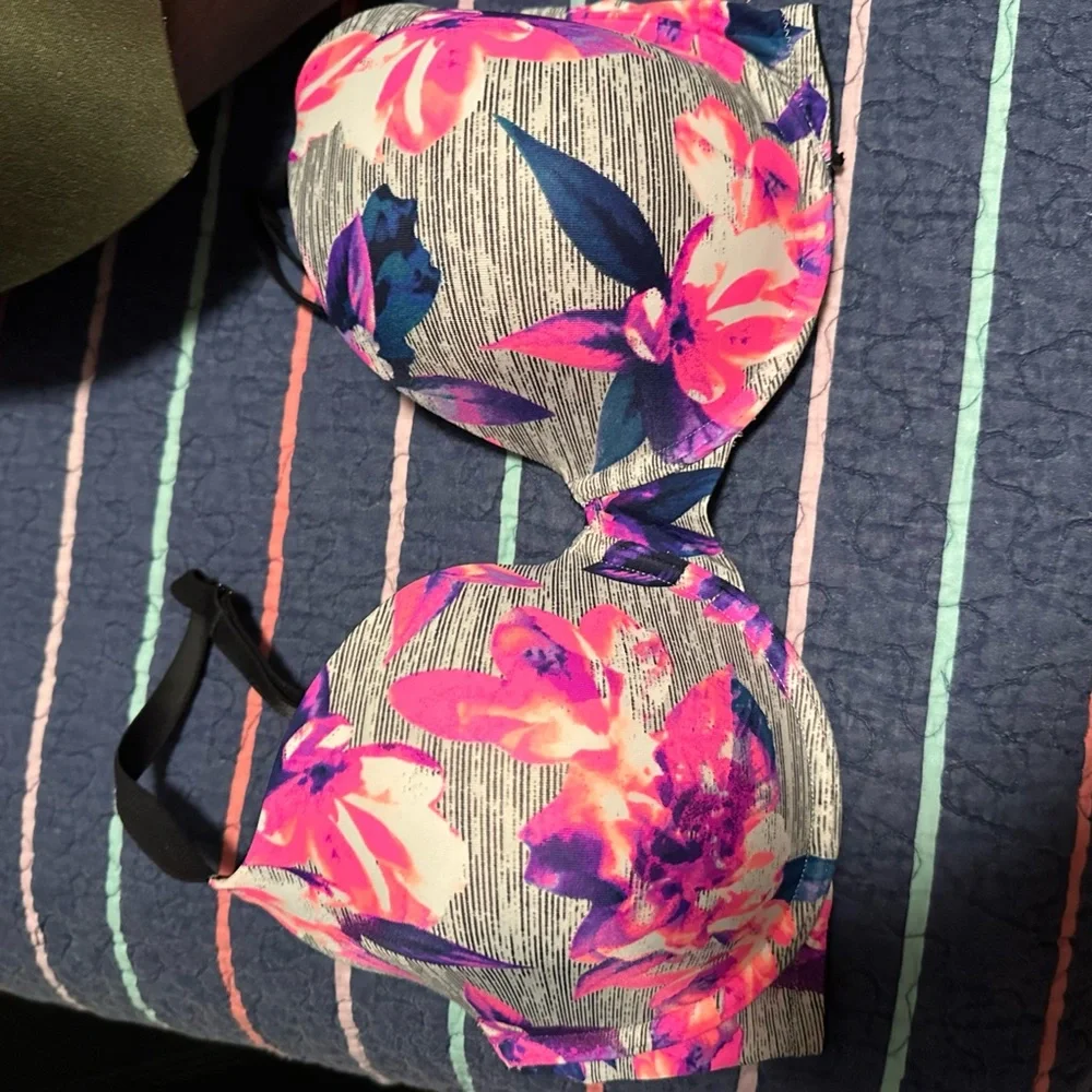 Victoria Secret Pink - Picture 4 of 4